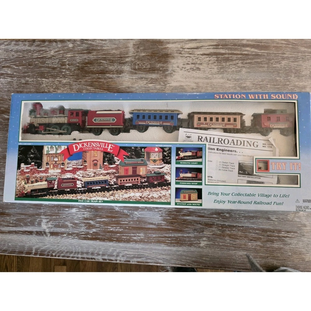 Vintage Dickensville Collectables Christmas Train Battery Operated by New Bright